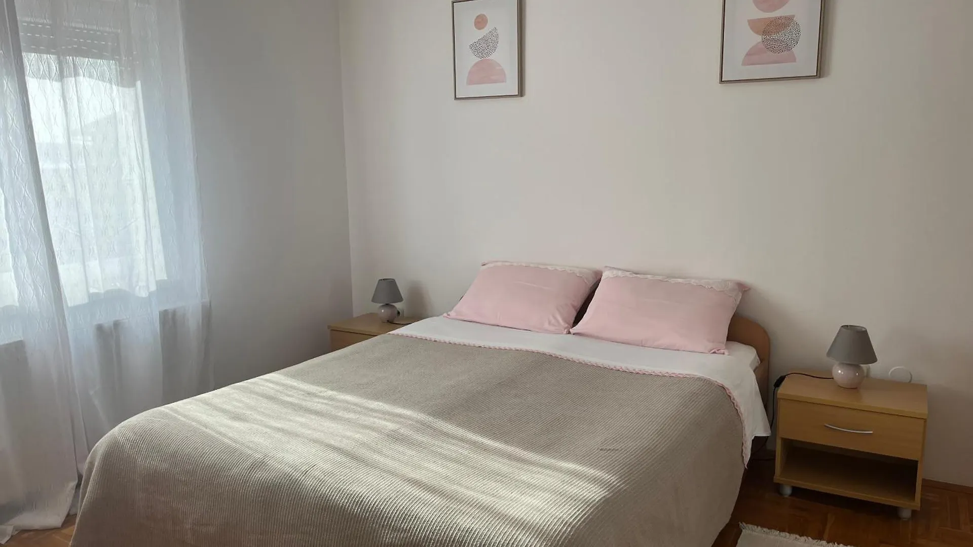 Burle Apartment With Free Private Parking Medulin Croatia