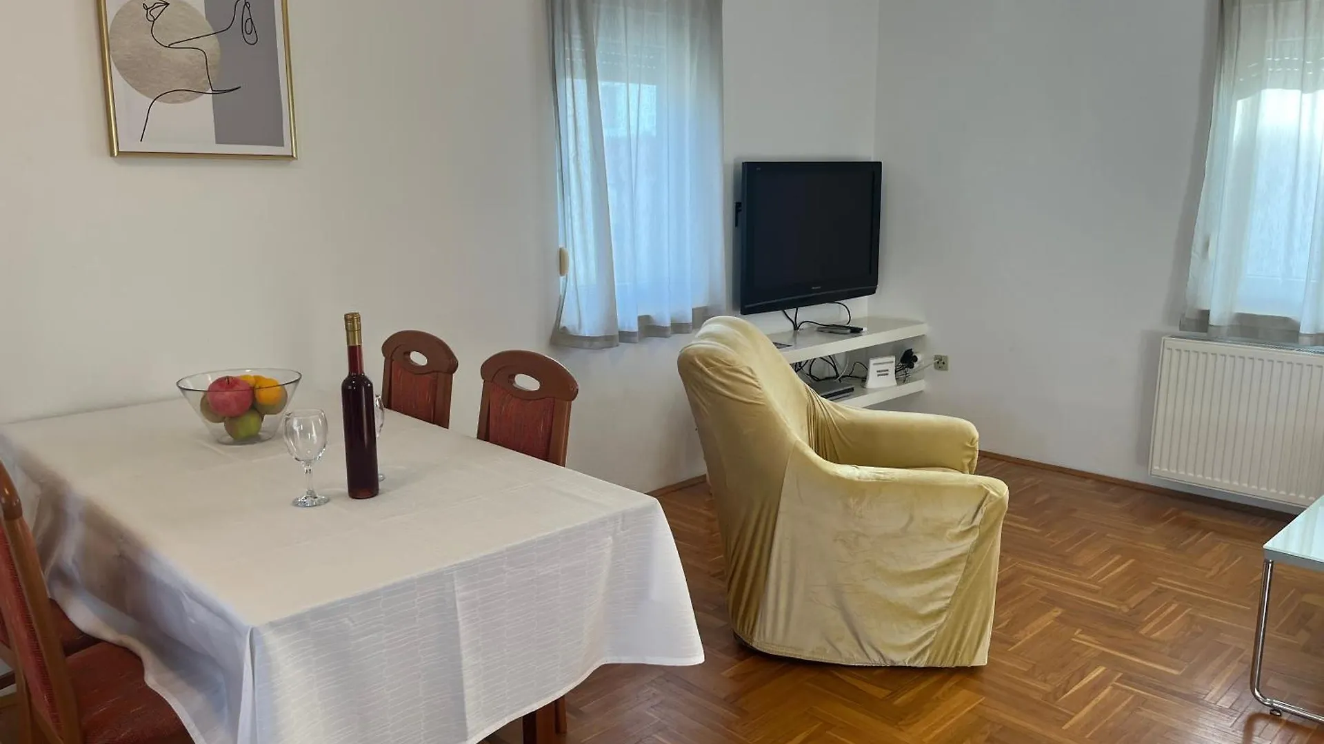 Burle Apartment With Free Private Parking Medulin